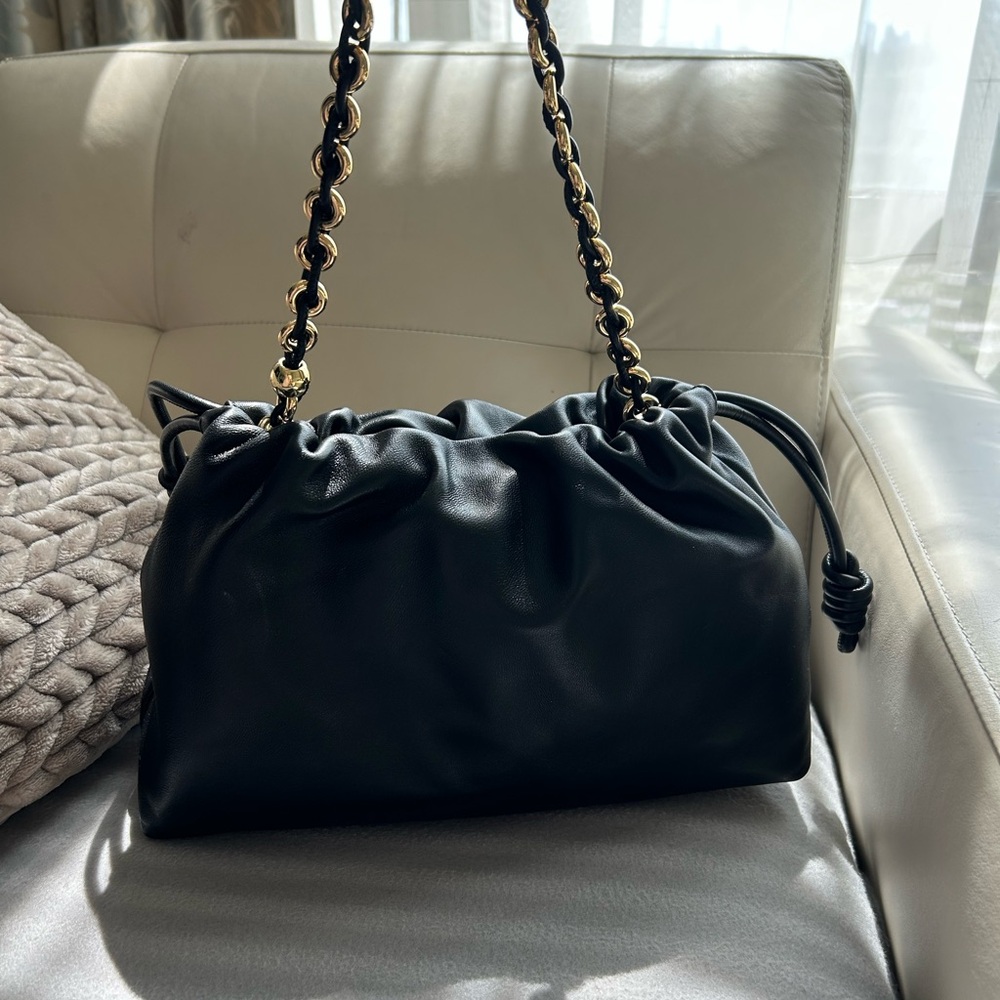 Elegant Black Chain Strap Bag